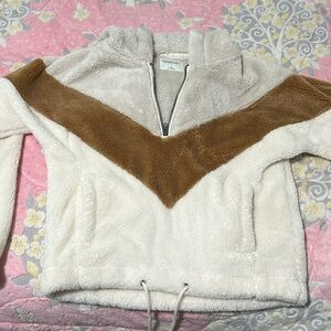 Abercrombie sweater size Small